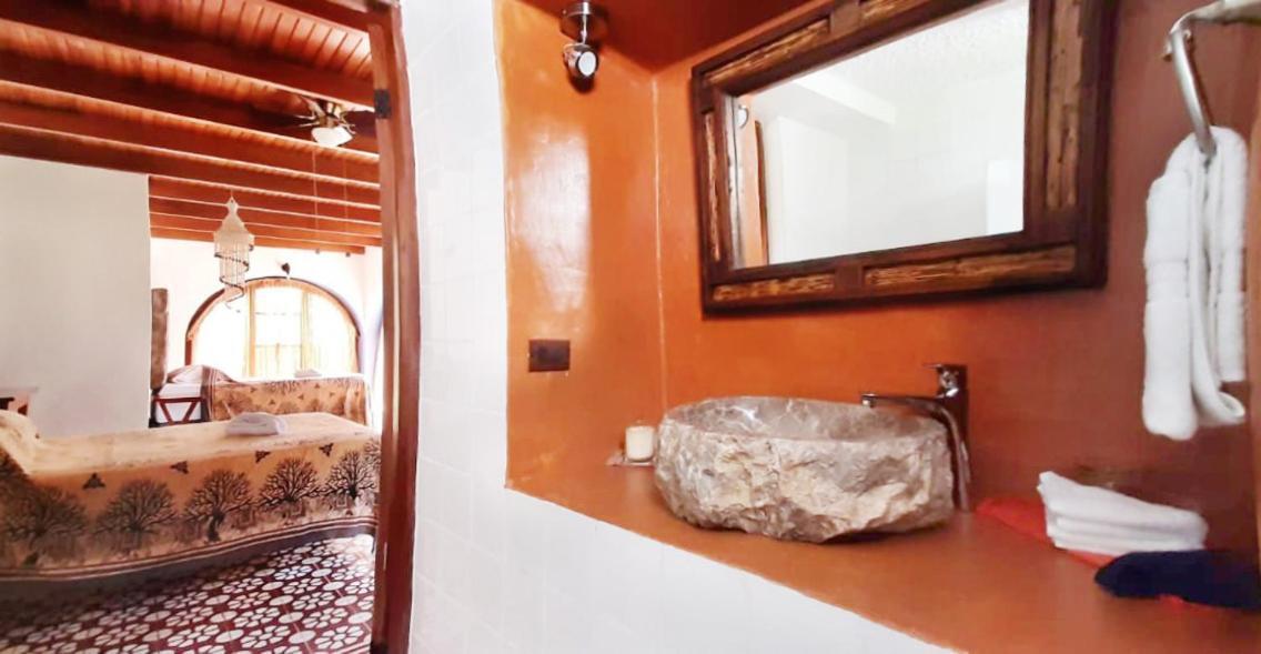 Luna Inn B&B Ciudad Cariari Luaran gambar