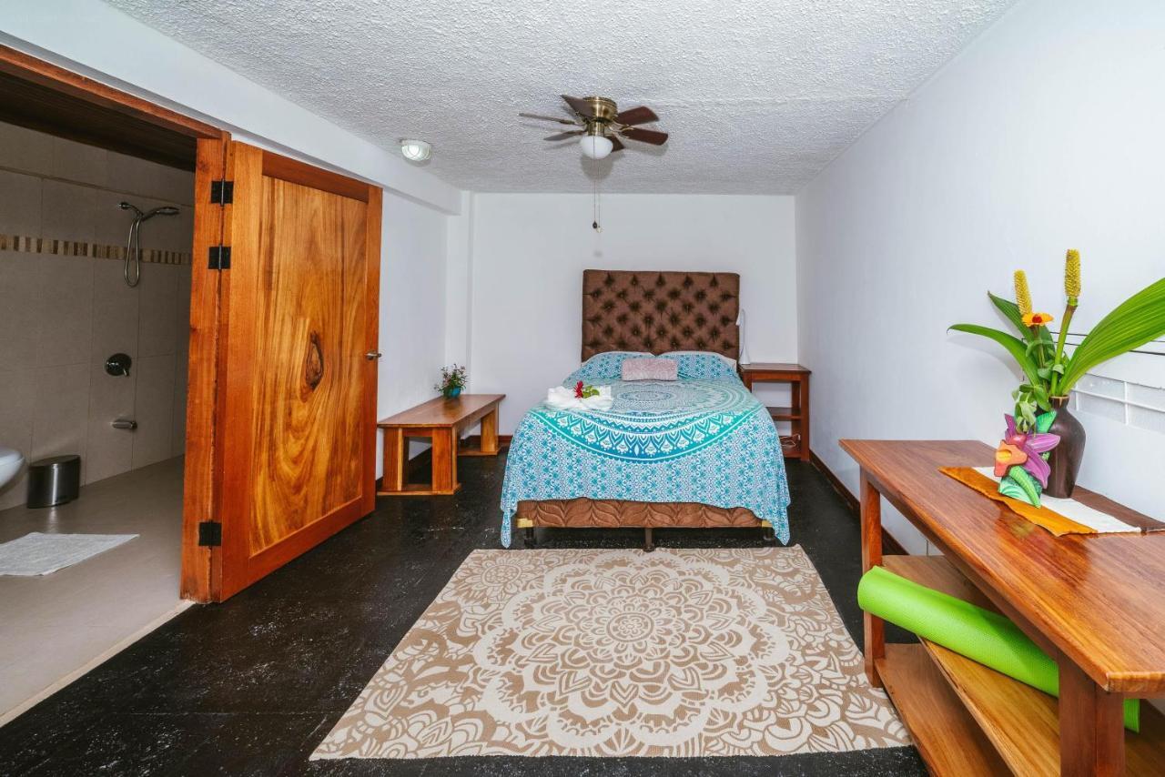 Luna Inn B&B Ciudad Cariari Luaran gambar